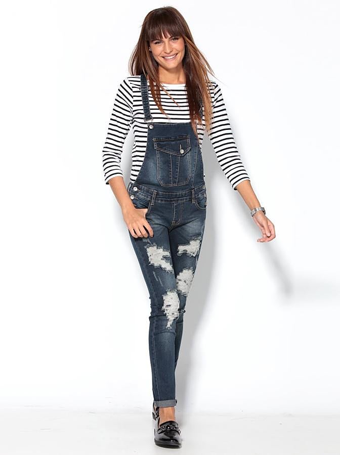 Con acabados deshilachados en la pernera , de Venca (27,99 €).