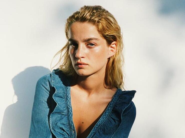 Fotos: Once vestidos denim cortos perfectos para presumir de piernas con estilo