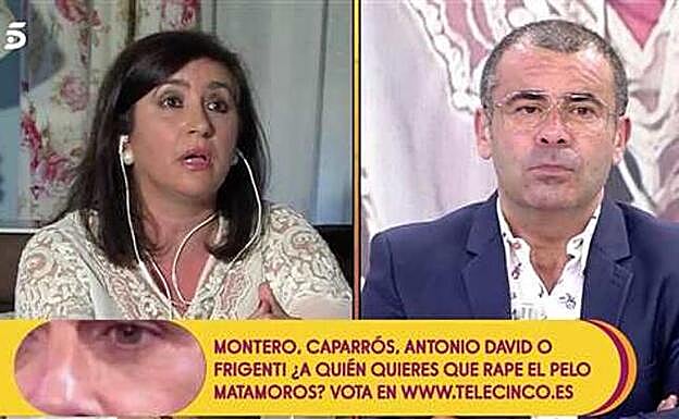 Galería. La madre de Kiko Jiménez durante su videollamada con 'Sálvame'. Pincha sobre la foto para ver el antes y el después de los presentadores y colaboradores de 'Sálvame'.