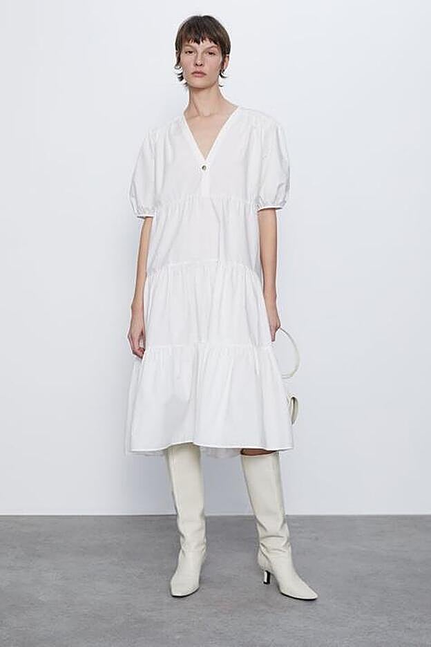 Este es, probablemente, el vestido más popular de la temporada: foramto globo.