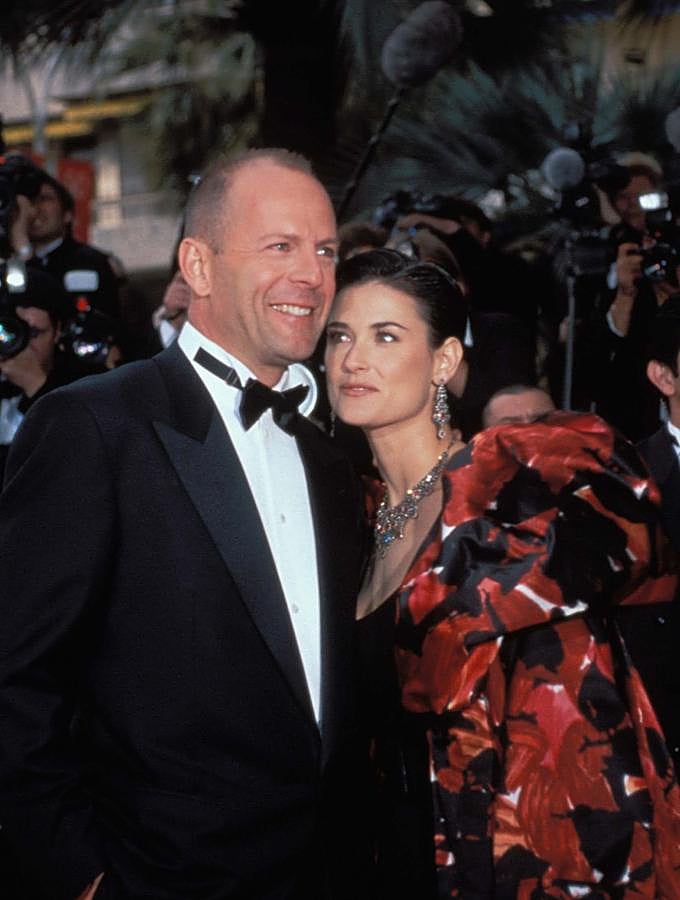 ¿Alguien duda que Bruce Willis y Demi Moore, que están pasando juntos el confinamiento, sean la expareja modélica? Los actores estuvieron casados entre 1987 y el año 2000, y tras separarse, siempre han tenido gestos públicos de cariño y de buena relación.