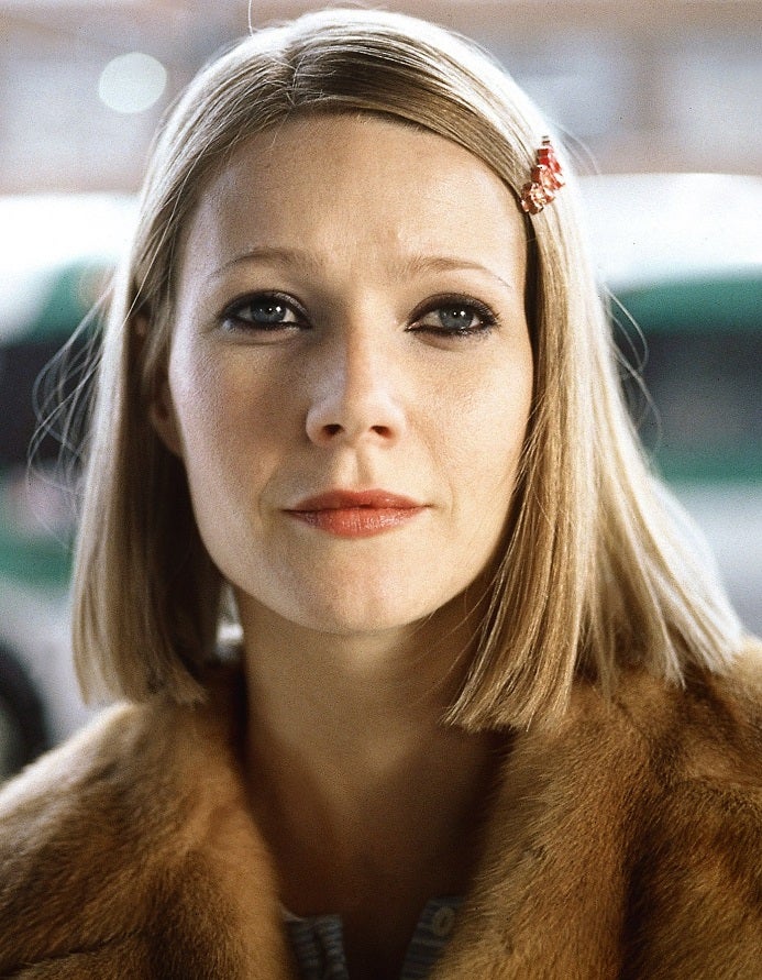 Este corte de pelo recto con la raya a un lado de Gwyneth Paltrow en 'The Royal Tenenbaums' (2001) aprueba con nota la tendencia de los lisos tabla que han vuelto esta temporada.