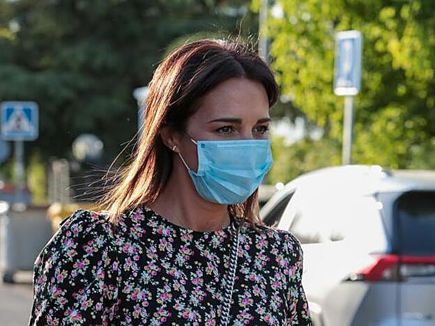 Paula Echevarría al salir de la peluquería.