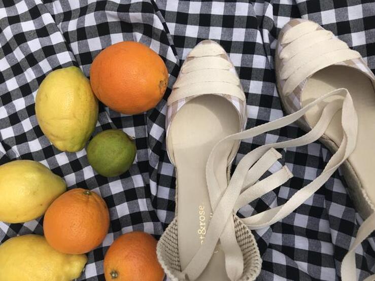 Fotos: Alpargatas con cuña, el calzado estrella del verano