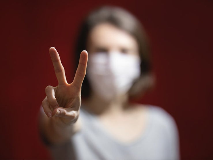 Fotos: Diez cremas hidratantes que no obstruyen los poros (para evitar granos cuando lleves la mascarilla)