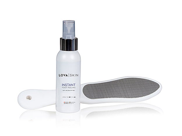 Essential Kit para pies con spray y lima de Lova I Skin (62 €). El spray solo cuesta 45 €