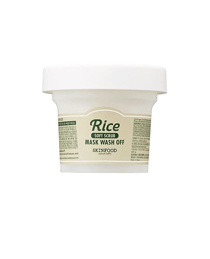 Esta mascarilla limpiadora exfoliante suavemente y deja una tez ultra suave y brillante. Toma nota: Skin Food Rice Mask Wash Off.  (13,68 euros). En Amazon .
