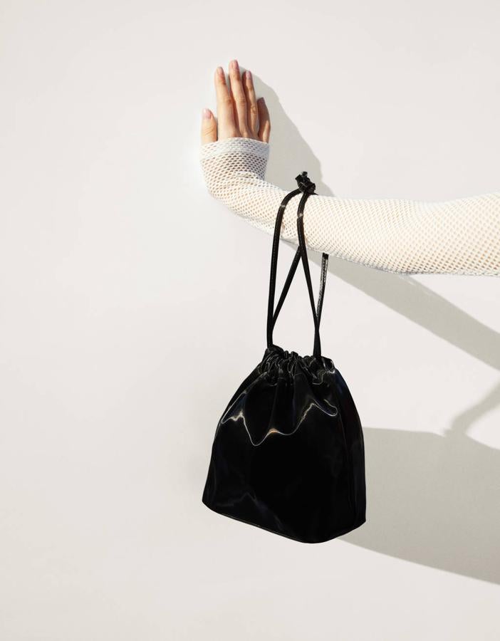 Bershka (15,99 €).