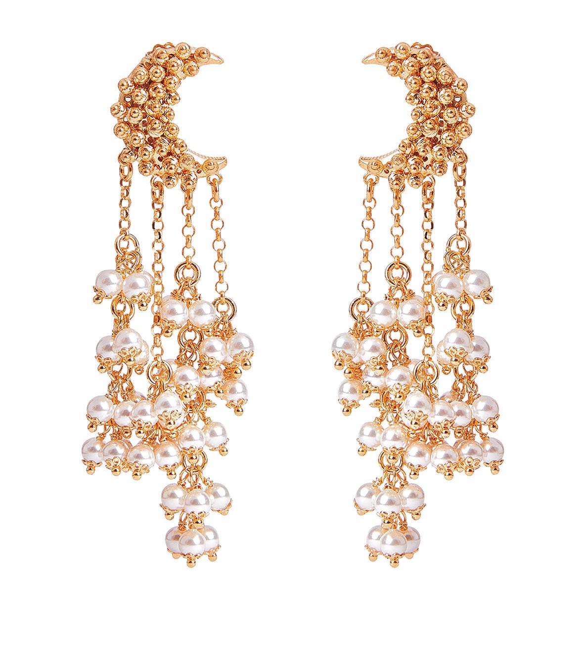 De plata bañada en oro y cascada con perlas, de Soru (307 €).