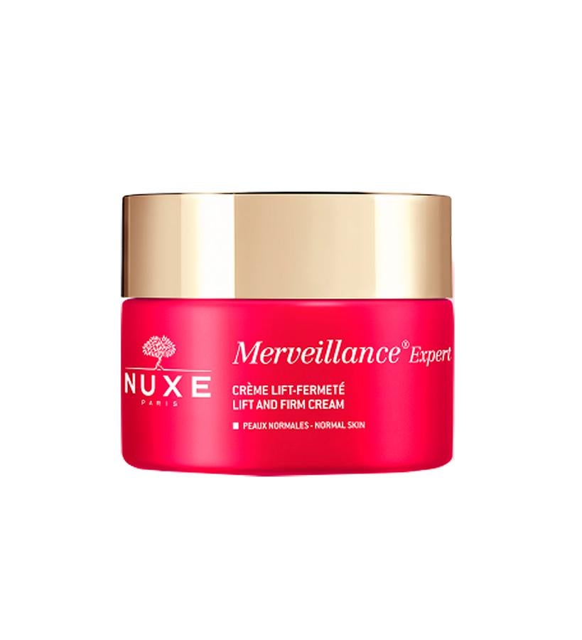 Repara y protege las proteínas encargadas de la firmeza de la piel para tensarla y reafirmarla. Entres sus ingredientes de origen natural lirio de un día (combate las arrugas profundas), mimosa de Constantinopla y aceite de avellana. Su fragancia delicada y floral contiene notas de ylang ylang y jazmín.  Crema Lift-Firmeza Merveillance Expert de Nuxe  (44,50 €).