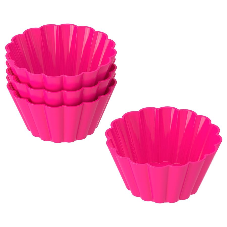 Crea tus magdalenas con este pack de nueve moldes de silicona en color rosa que tiene un precio de 4 euros.