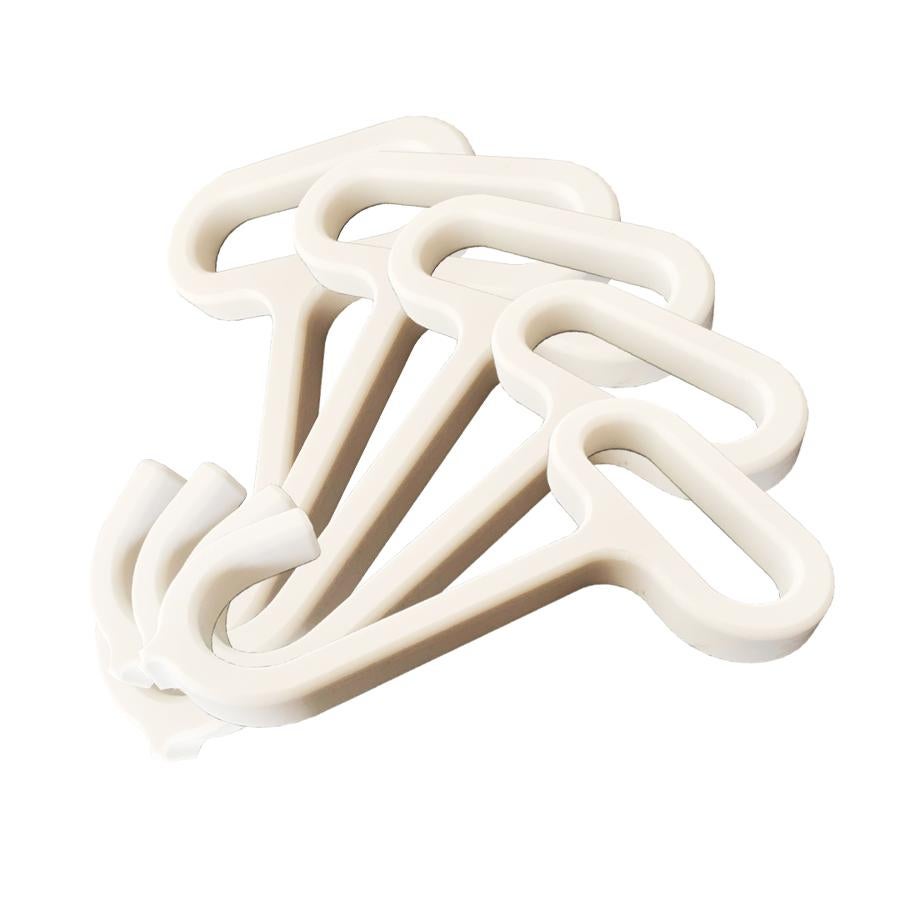 Se llama Hygienehook y parece una percha con la diferencia de que cabe en tu bolsillo, te salva de tocar las puertas ajenas y se puede desinfectar fácilmente. Lo ha diseñado un ingeniero londinense, Steve Brooks y se vende  en esta página web .