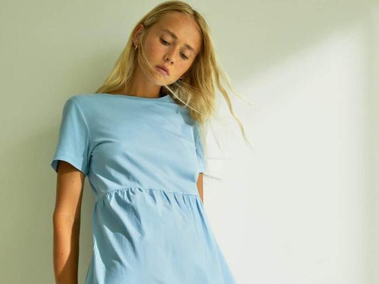 Fotos: Azul cielo, el nuevo color tendencia ideal para tus looks de temporada