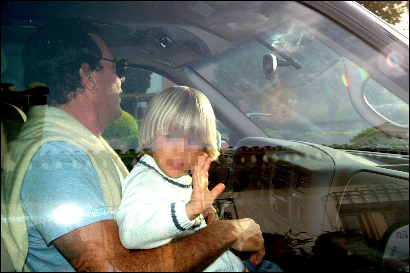 Otro de los hijos que Julio Iglesias tiene con Miranda Rijnsburger es Rodrigo. Además de él y las mellizas, el matrimonio comparte a Miguel y Guillermo. El único que no es mayor de edad, es este último, y las imágenes que hay de ellos son escasas, ya que la inmensa mayoría pertenecen a reportajes exclusivos.