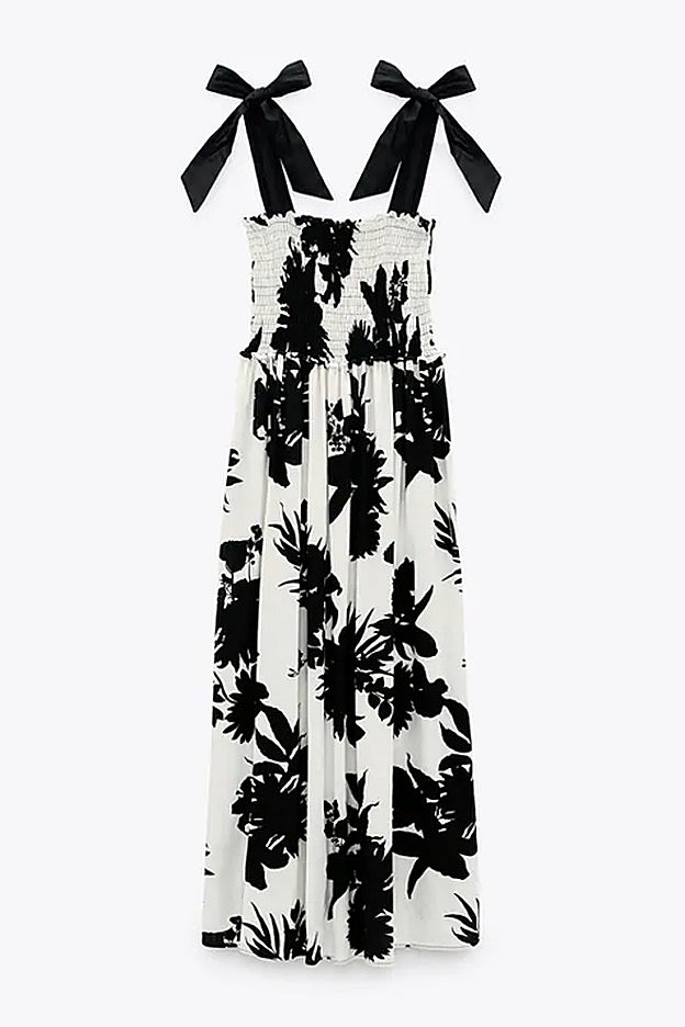 Un estampado maravilloso para este vestido de aire infantil de Zara.