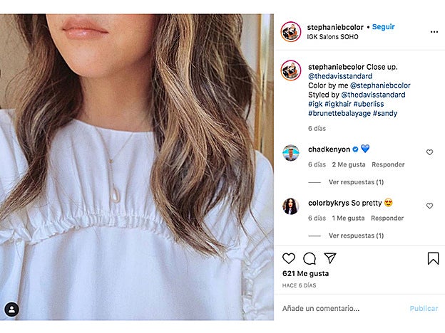 El balayage choclolate chai es perfecto para aportar luz y movimiento a las melenas más oscuras.