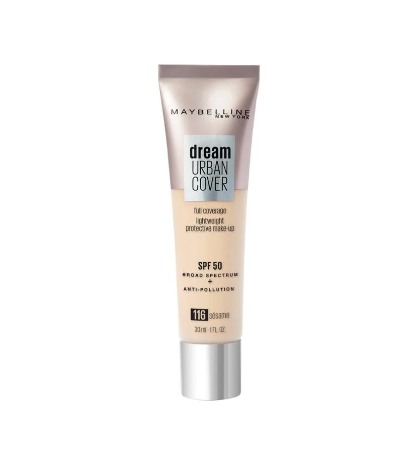 Con protección solar SPF 50 y antioxidantes, perfecciona, cubre manchas, protege y previene la aparición de manchas de la piel. Su textura ligera se puede extender con una esponja o un pincel de maquillaje, o directamente con los dedos.  Dream Urban Cover con SPF 50 de Maybelline New York  (11,40 €).