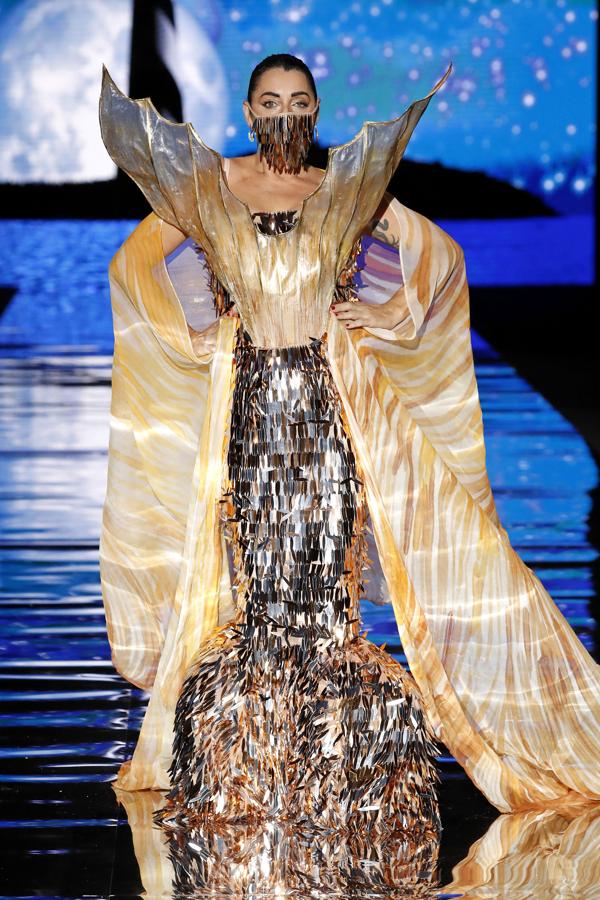 Desfile de Andrés Sardá.