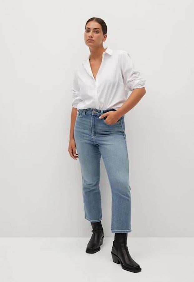 Tobilleros y de tiro alto, con un ligero punto eslástico que los convierte en tu mejor aliado las 24 horas del día. Es el modelo Nicole, está aún en todas las talles y solo se hace en este color (39,99 euros).