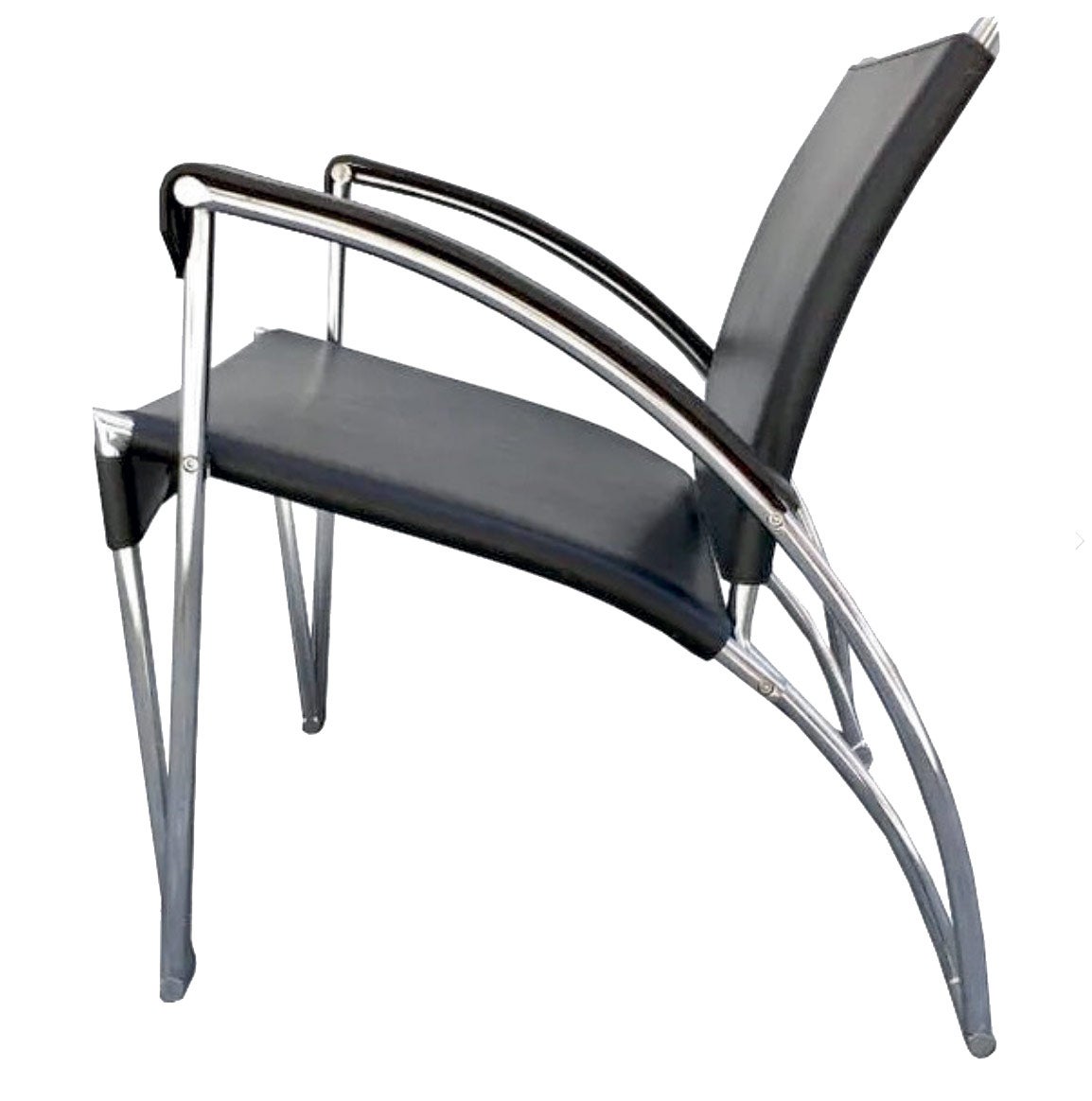 El Transformista: “Es una de mis tiendas fetiche en Madrid. Su estilo es de lo más contemporáneo, casi todas sus piezas son del siglo XX y siempre que voy descubro maravillas, para mis proyectos, para regalos o para mi casa”.