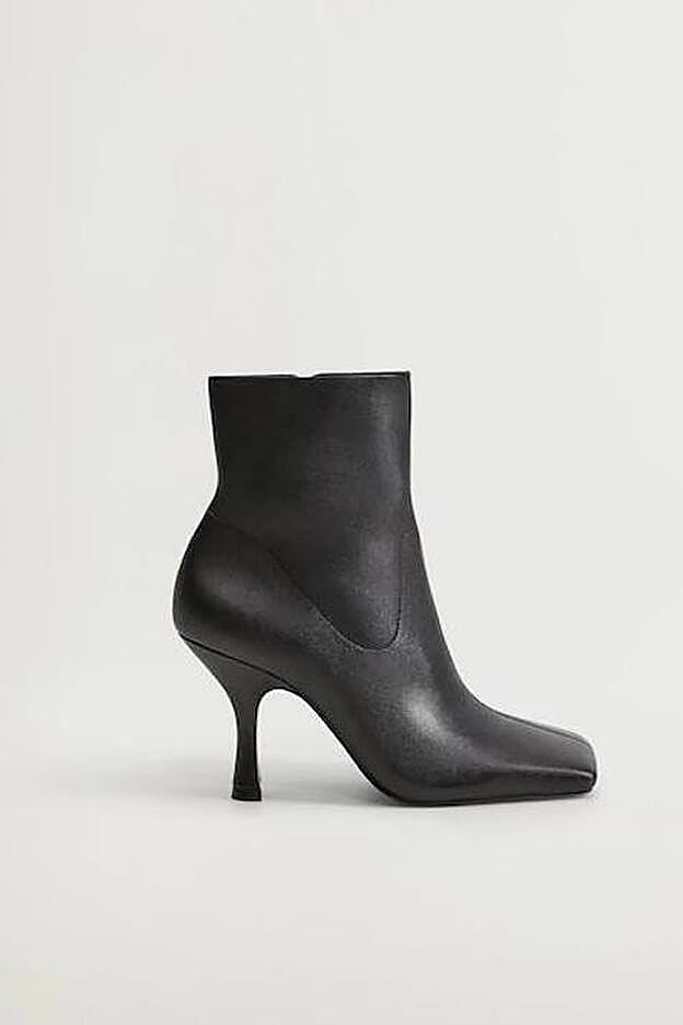 Botines de Mango (59,99 euros).