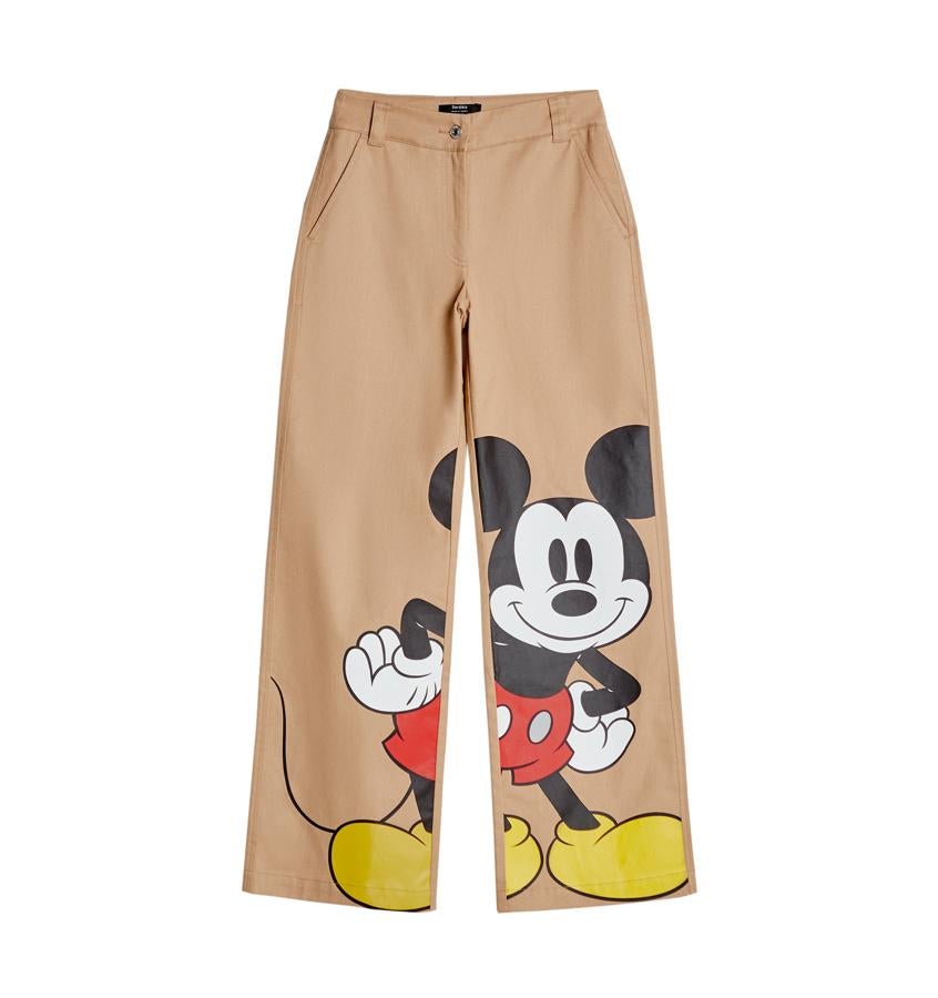 Pantalón de talle alto de estilo culotte en color beige.