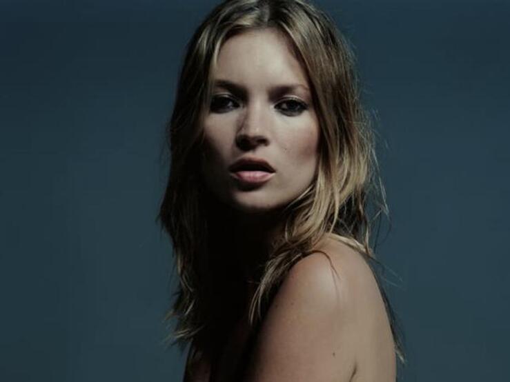 Fotos: Zara reedita algunas de sus prendas más famosas: las que han llevado Kate Moss o Amber Valletta en sus campañas más espectaculares