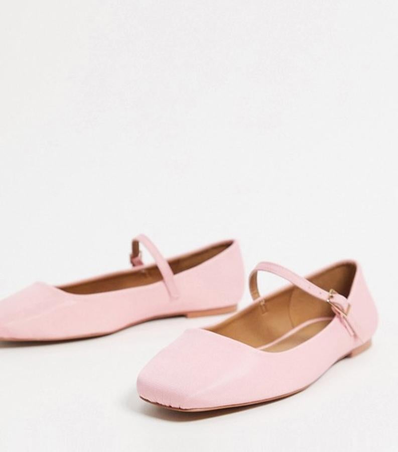 Estas merceditas en rosa bebé de punta redonda son una maravilla. Súper cómodas porque, además, son de ancho especial. Las tienes desde el número 35 al 42.