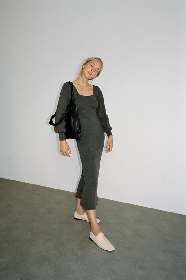 Disponible del 36 al 45 (pronto también en el 35), este elegantísimo modelo en crudo es la versatilidad hecha calzado.