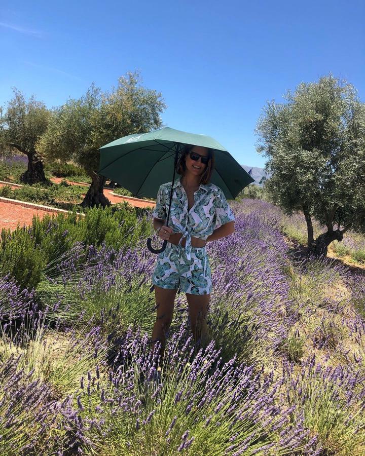 Fotos: El feed de Instagram de Isabelle Junot, hija de Philippe Junot, presagia su futuro como influencer: fotos con su novio, Alvaro Falcó, looks de ensueño y vida healthy