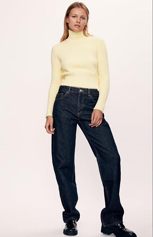 Jersey de cuello cisne de Zara, (25,95 euros).