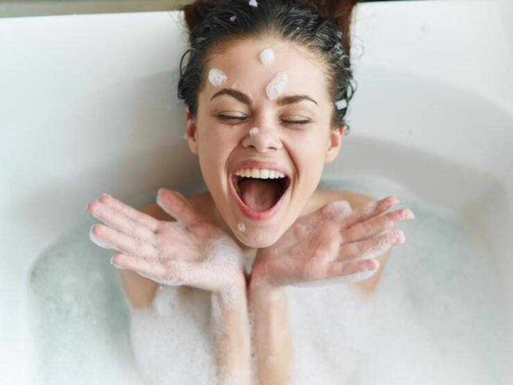 Fotos: Champú, acondicionador y exfoliante en barra y sin envase de plástico: el formato zero waste que es tendencia de belleza sostenible