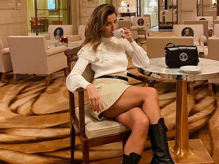 Fotos: Lucir pierna también es para el invierno con estas 13 faldas mini que te combinarán con todo