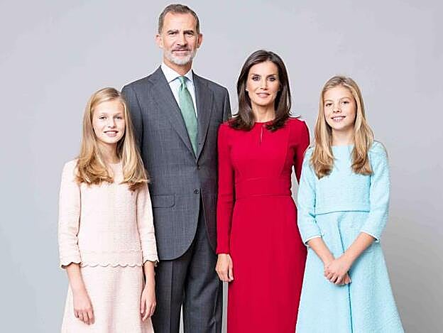 Retrato oficial de la Familia real española.