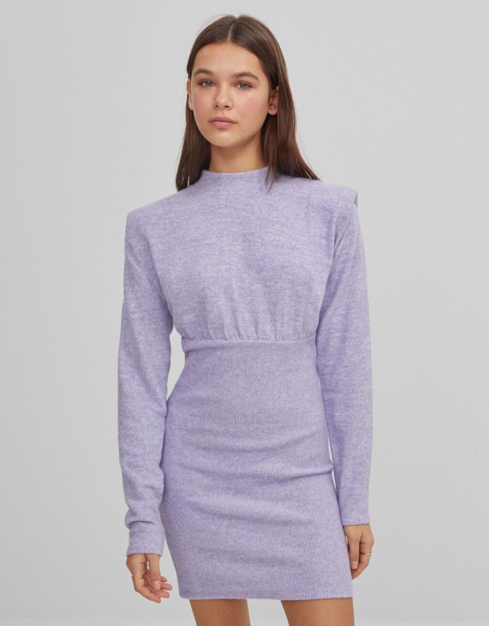 Fotos: 10 vestidos mini desde menos de 30 euros para combinar con botas altas y alargar tus piernas (sin pasar frío)