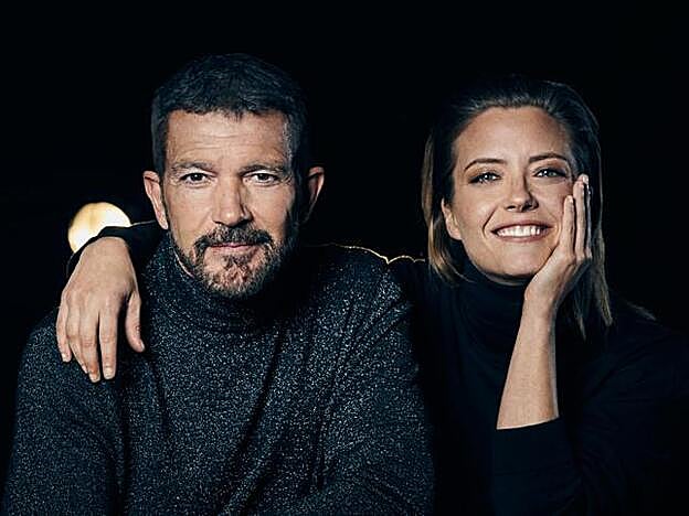 Antonio, con jersey de Pedro del Hierro y María, de Massimo Dutti.