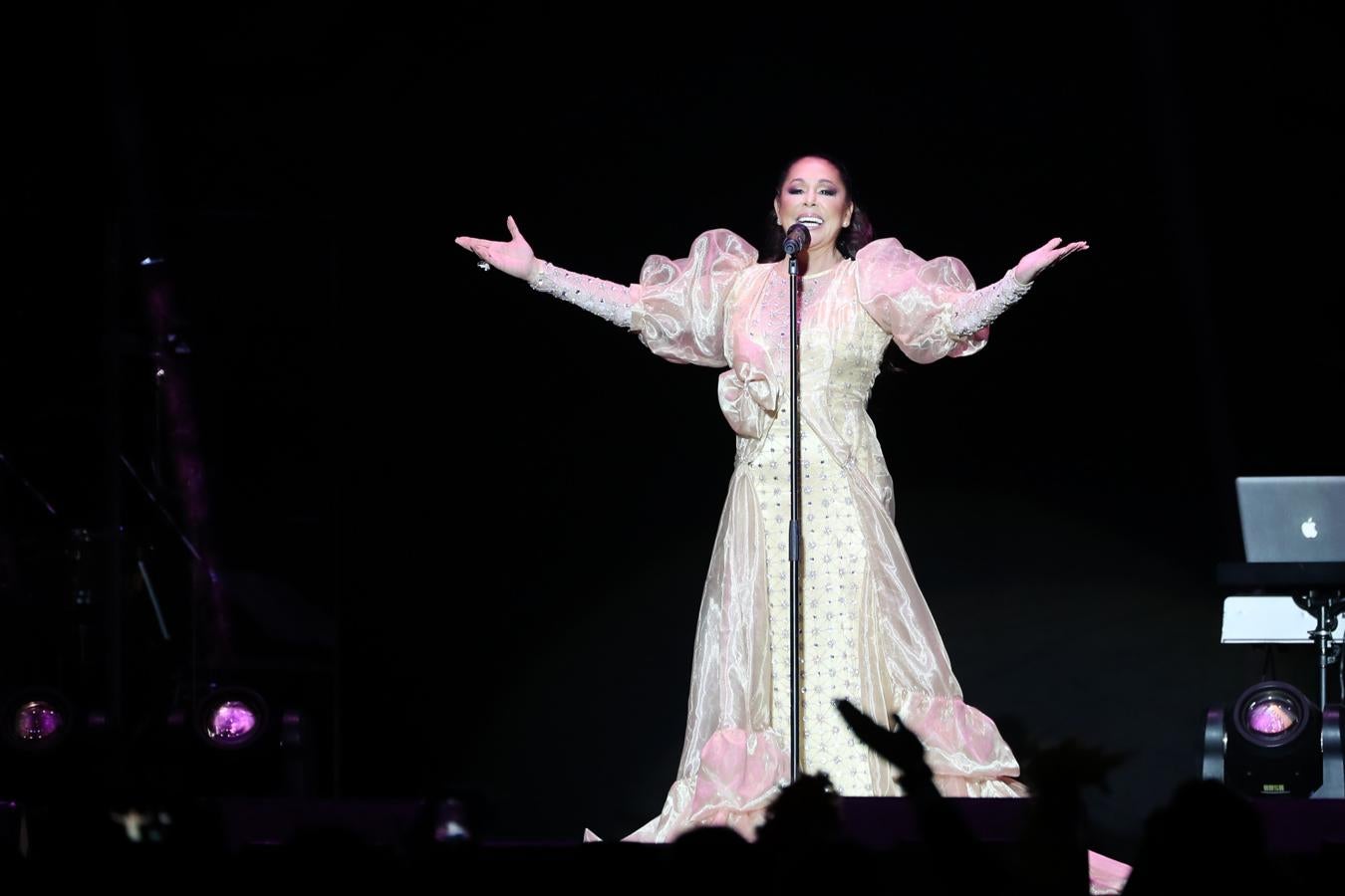 Tras la 'rajada' de Kiko Rivera en televisión sobre  la herencia envenenada de Paquirri  y las acusaciones a su madre, Isabel Pantoja se ha convertido en una de las protagonistas más polémicas de este 2020, en el que hemos vuelto a recordar  su larga lista de enemigos  o su siempre  silenciada relación con Encarna Sánchez .