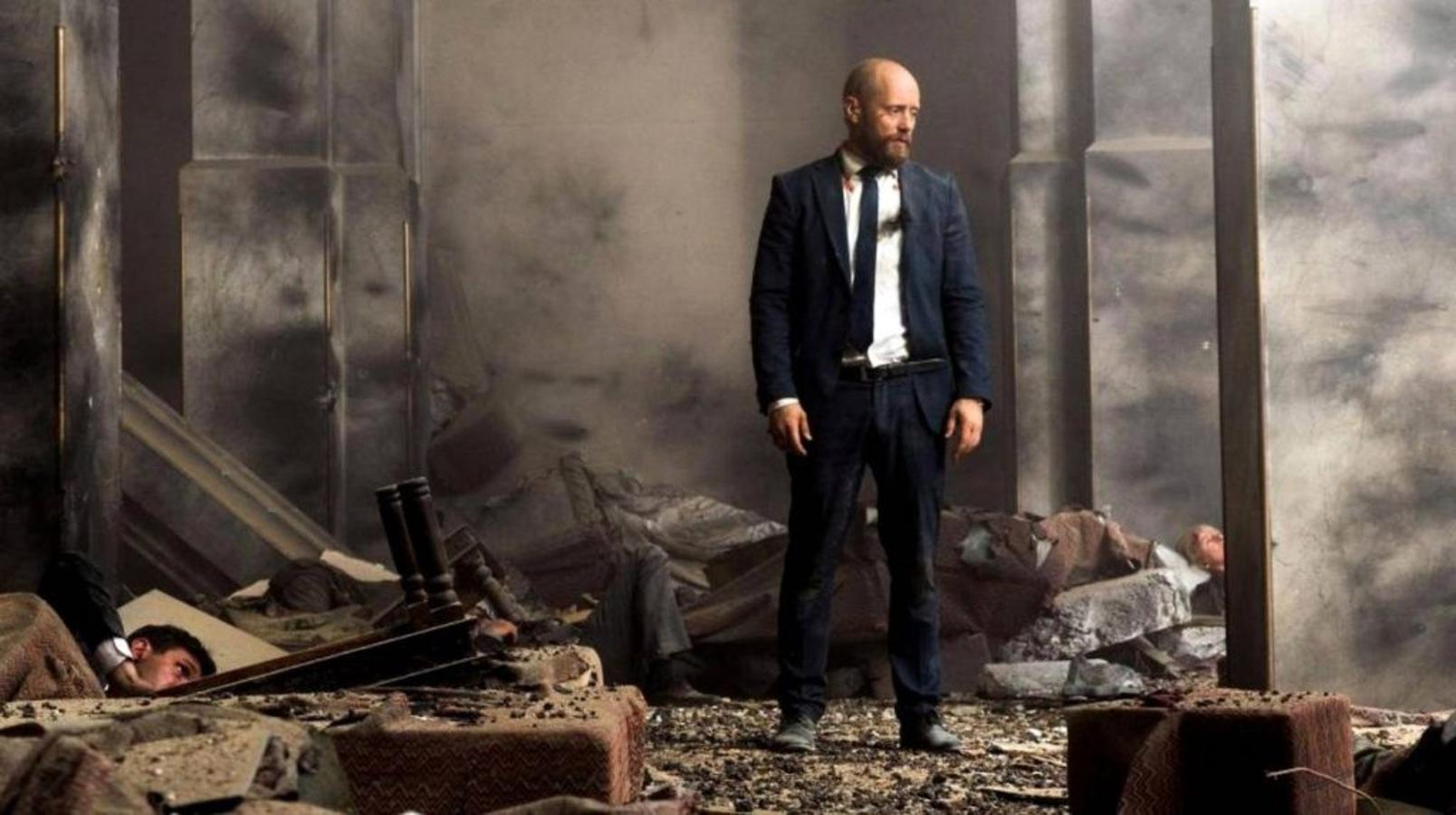 Nobel. Miniserie. Filmin. 12 de enero.Filmin estrena en España esta serie noruega de 2016 que narra la historia de un veterano de la guerra de Afganistán que se convierte en el peón de una conspiración internacional en la que se verá obligado a cuestionar hasta dónde está dispuesto a llegar por mantener la paz.