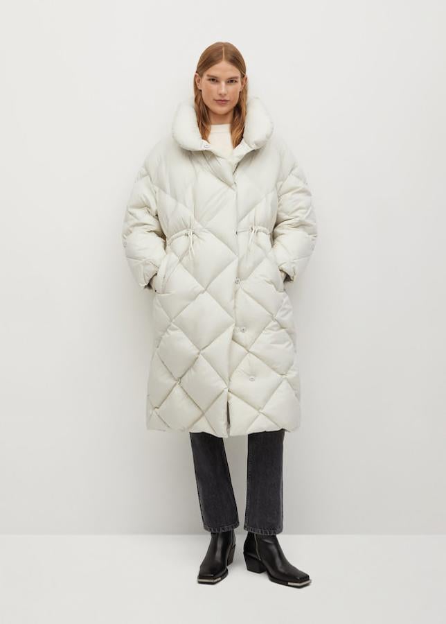 Parka extralarga acolchada, de Mango (119 €).