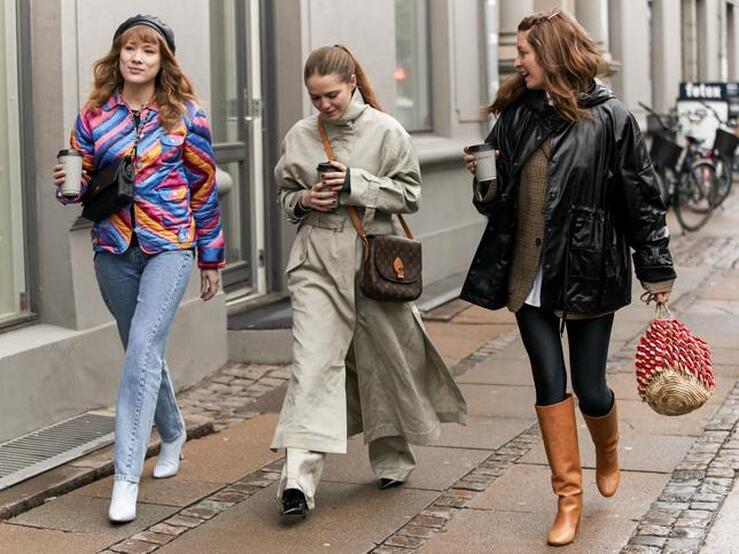 Fotos: Vestidos de punto y pantalones tendencia: Así son los favoritos de las rebajas de Stradivarius