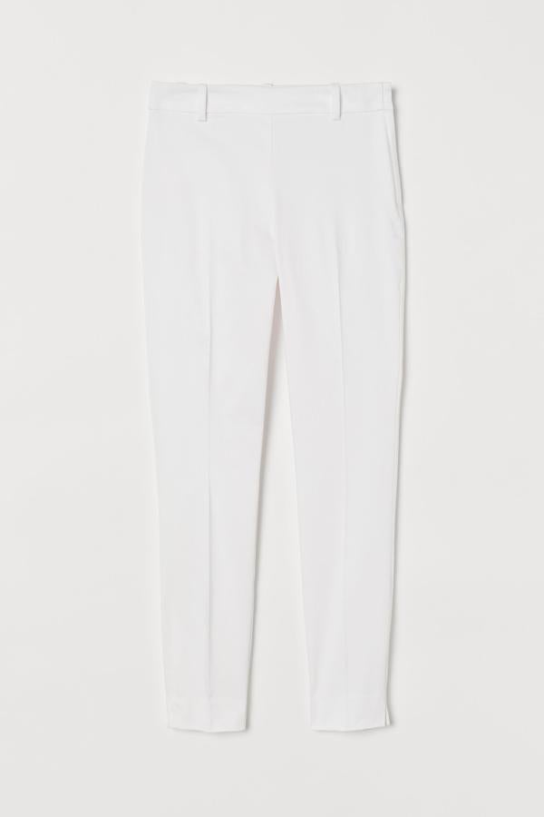 Pantalón de traje con pinzas, de H&M (14,99 €).