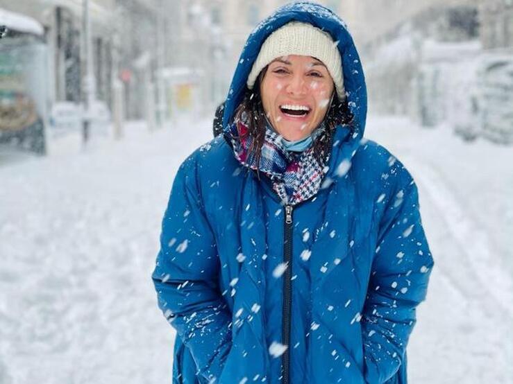 Fotos: De Nagore Robles a Nuria Roca: ¿de qué marca son los abrigos y plumas calentitos de las famosas durante la borrasca Filomena?