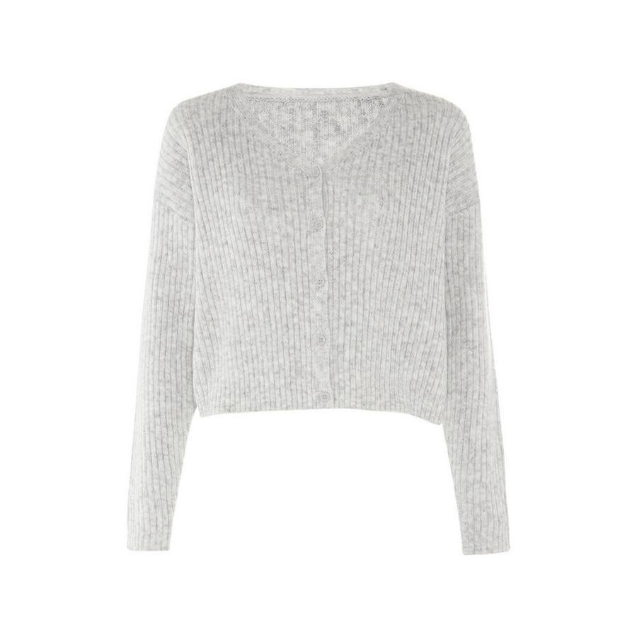 Chaqueta de punto gris clarito en punto canalé (17 euros).