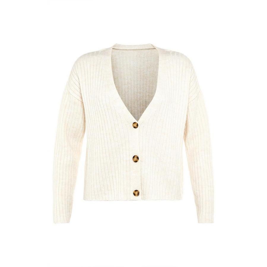 Chaqueta de punto en color crema de canalé y botones a contraste (16 euros).