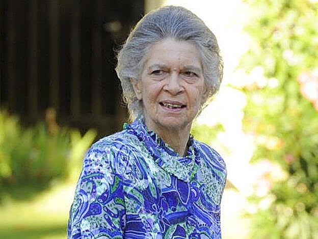 La princesa Irene de Grecia suele lucir orgullosa sus canas .