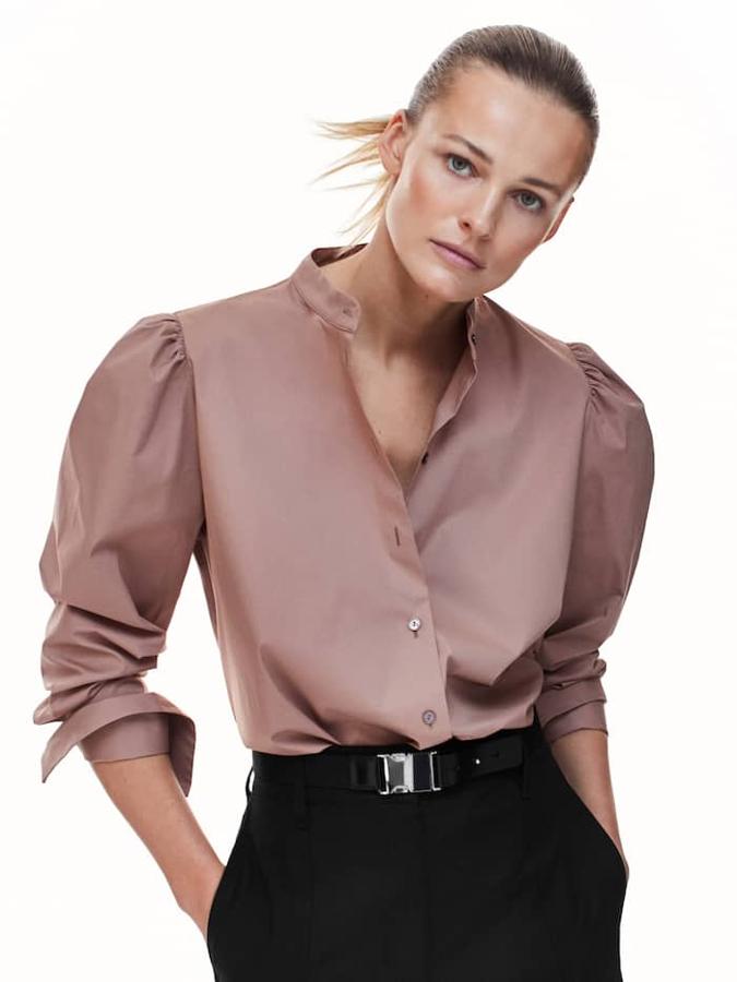 Blusa en rosa empolvado con mangas abullonadas de la nueva coleccion de Massimo Dutti (49,99 euros)