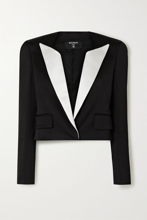 Blazer corta, de Balmain (681 €), antes costaba 2.270 €.