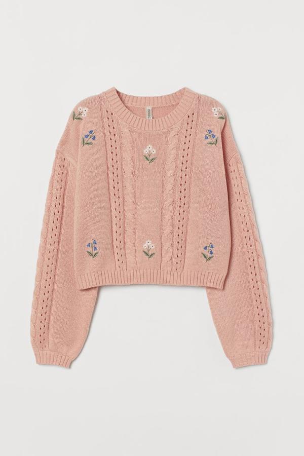 Jersey rosa con flores bordadas de colores y calados de la nueva colección de H&M (34,99 euros)