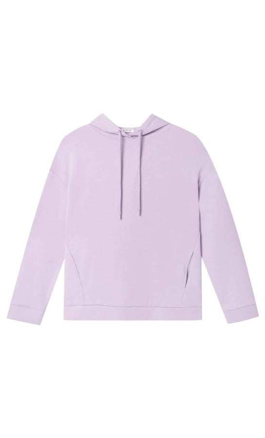 Sudadera de algodón con capucha, de Stradivarius (15,99 €).