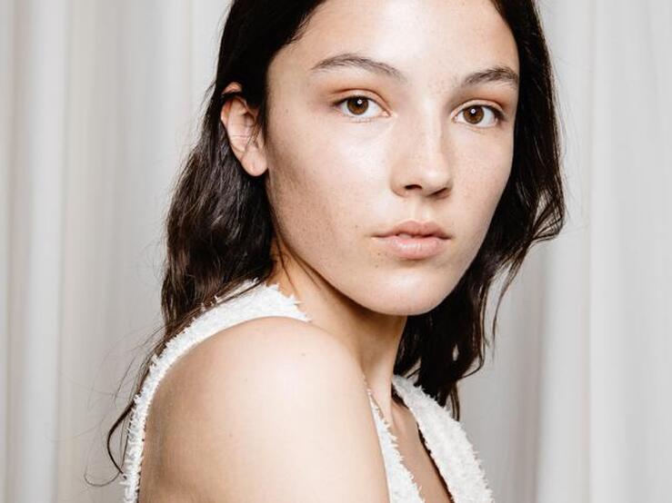 Fotos: 8 cremas hidratantes para pieles sensibles por menos de 20 euros que protegen y calman los cutis más exigentes